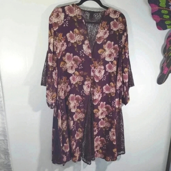 Rue+ Kimono Cardigan Coverup Lace Floral Elegant Feminine Flowy Maroon Boho - Picture 1 of 16
